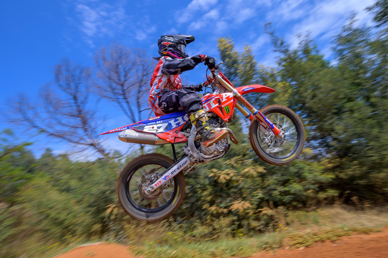 A young talented South African 16 year old🇿🇦 On a Honda crf250r 2026