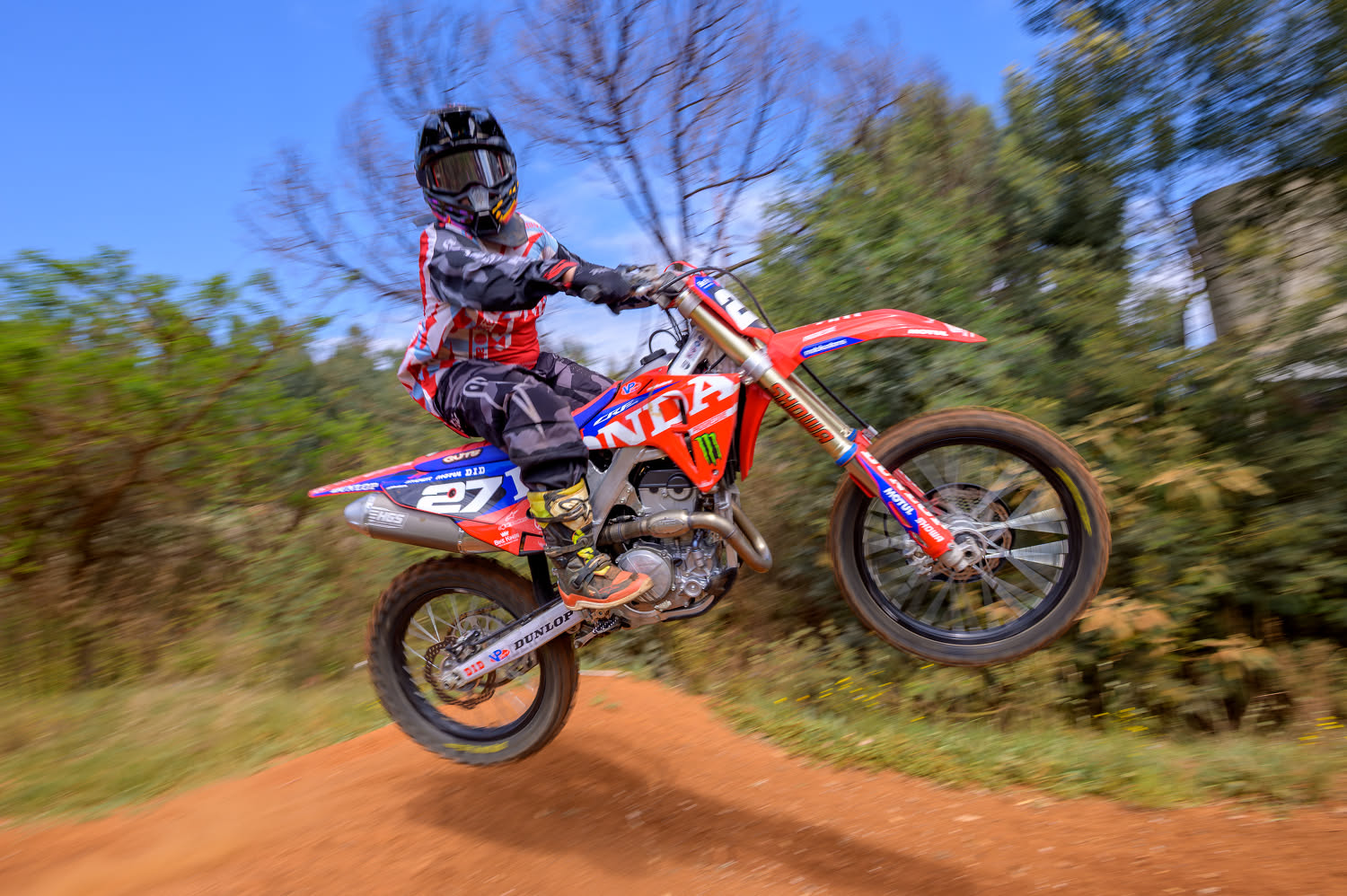 A young talented South African 16 year old🇿🇦 On a Honda crf250r 2026